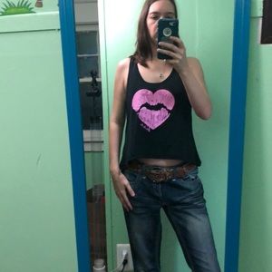 Black tank top with pink lips size large